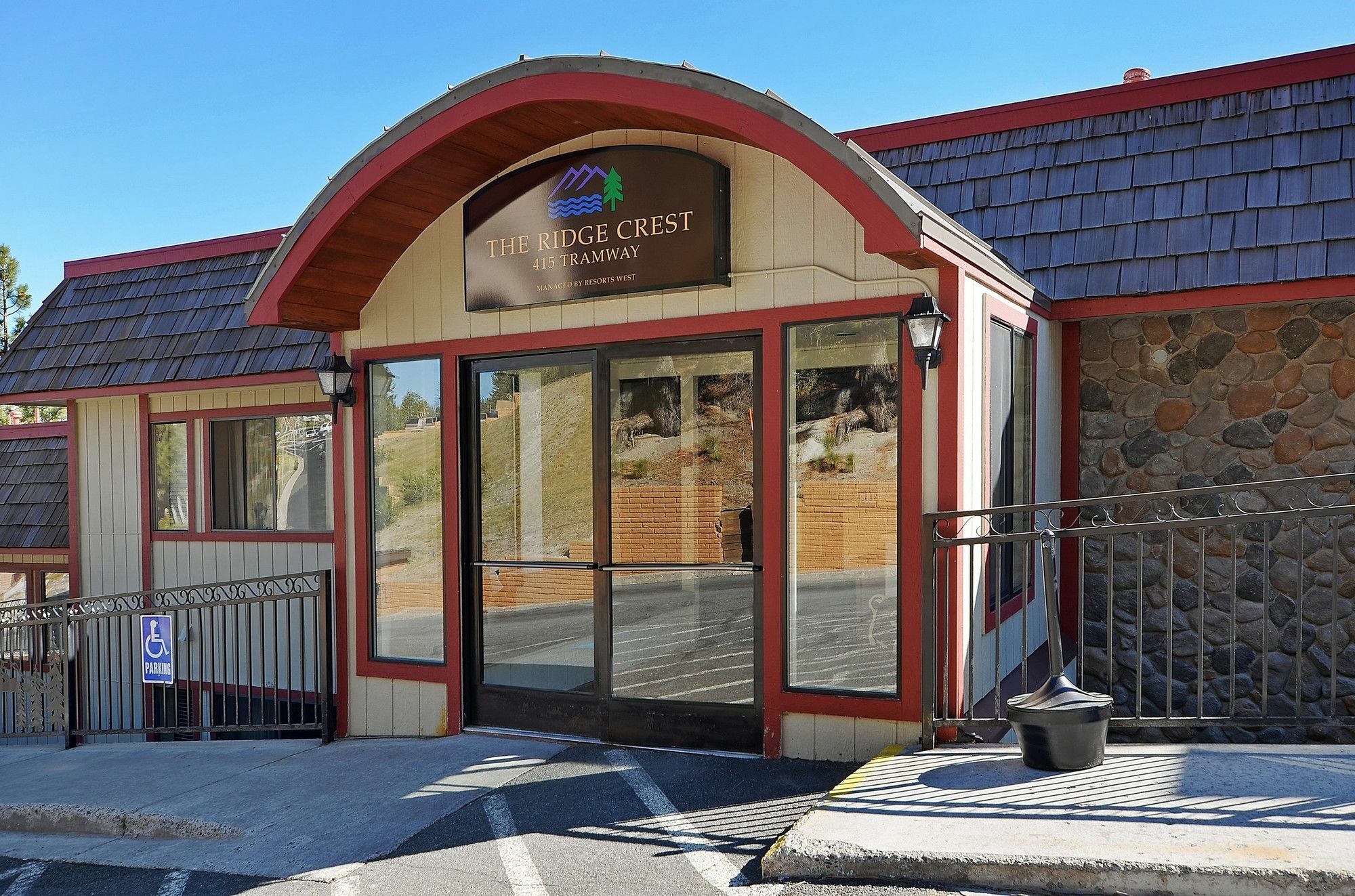 斯德特莱恩 The Ridge Crest酒店 外观 照片